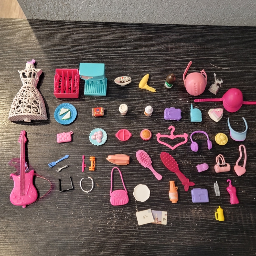 Barbie Doll accesories Lot
